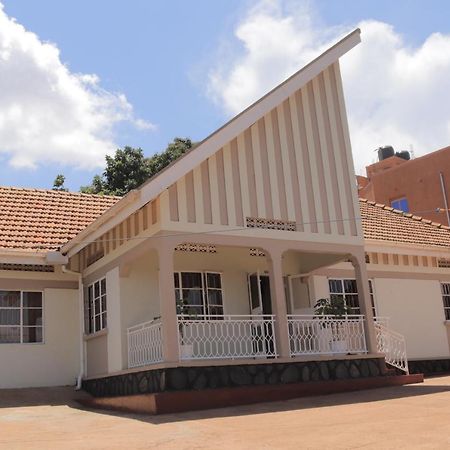 Luwafu Guest House Kampala Exterior photo
