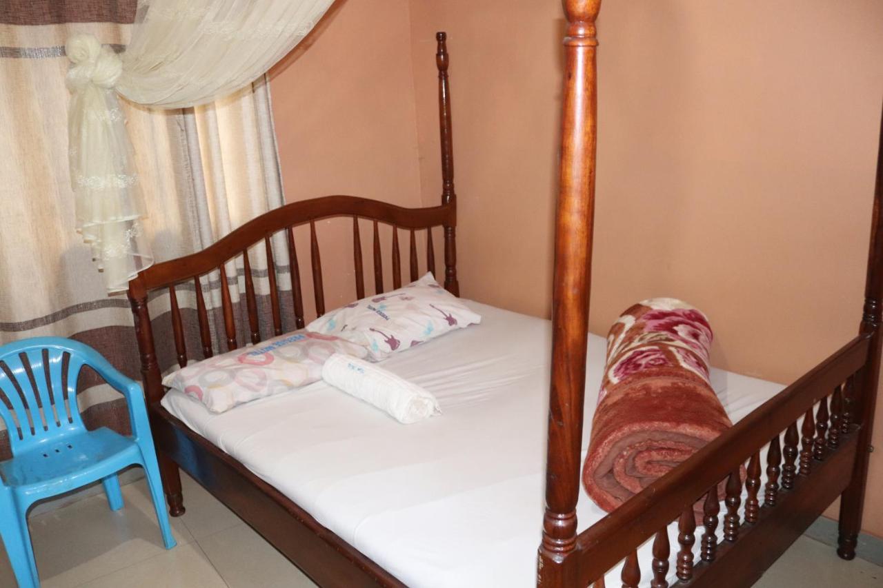 Luwafu Guest House Kampala Exterior photo